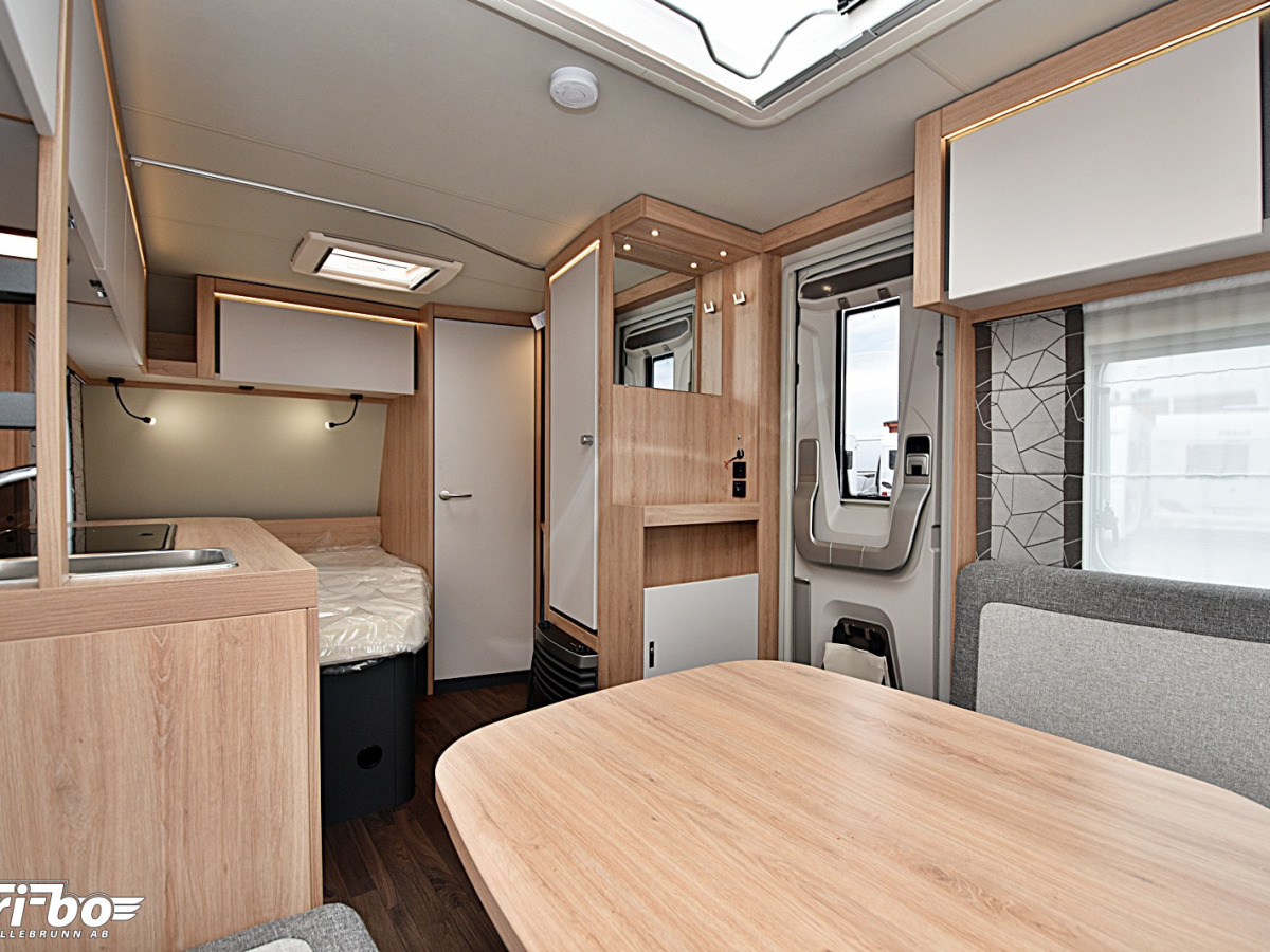 Knaus 450 FU Sport, Dubbelbädd, bild 10 av 29
