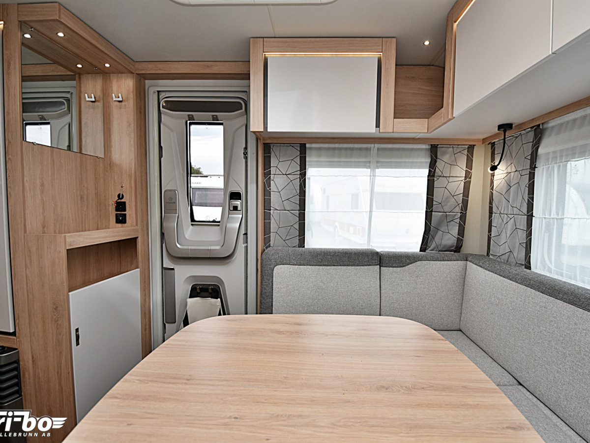 Knaus 450 FU Sport, Dubbelbädd, bild 11 av 29