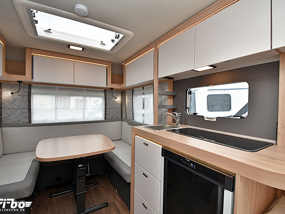 Knaus 450 FU Sport, Dubbelbädd, bild 21 av 29