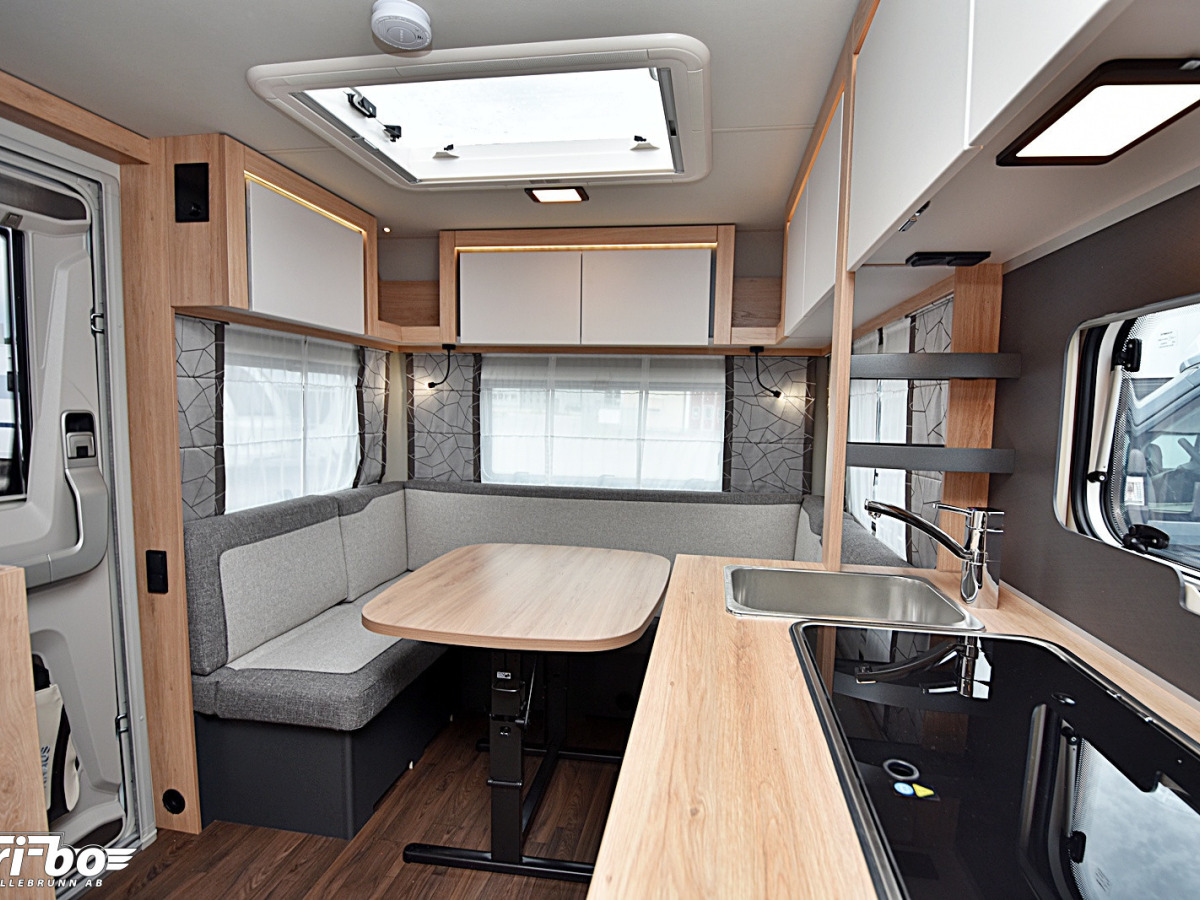 Knaus 450 FU Sport, Dubbelbädd, bild 22 av 29