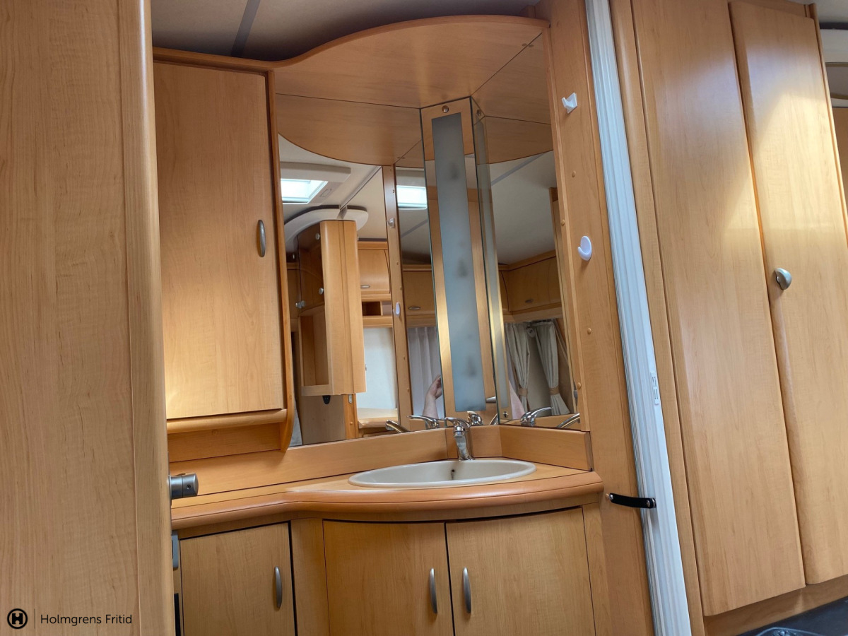 Hobby 560 kmfe de luxe, bild 8 av 10