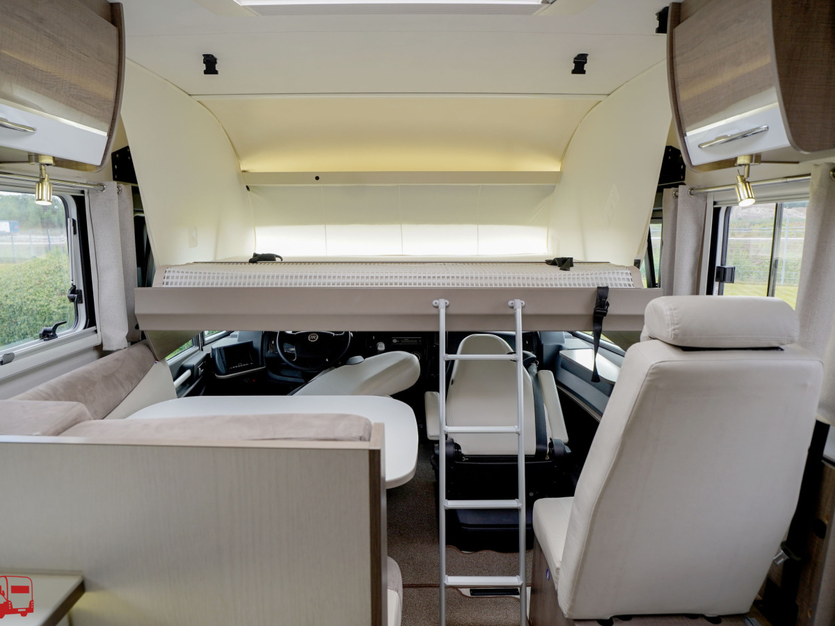 Pilote G 740 GJ Långbäddar Automat AC x2 Dragkrok, bild 15 av 42