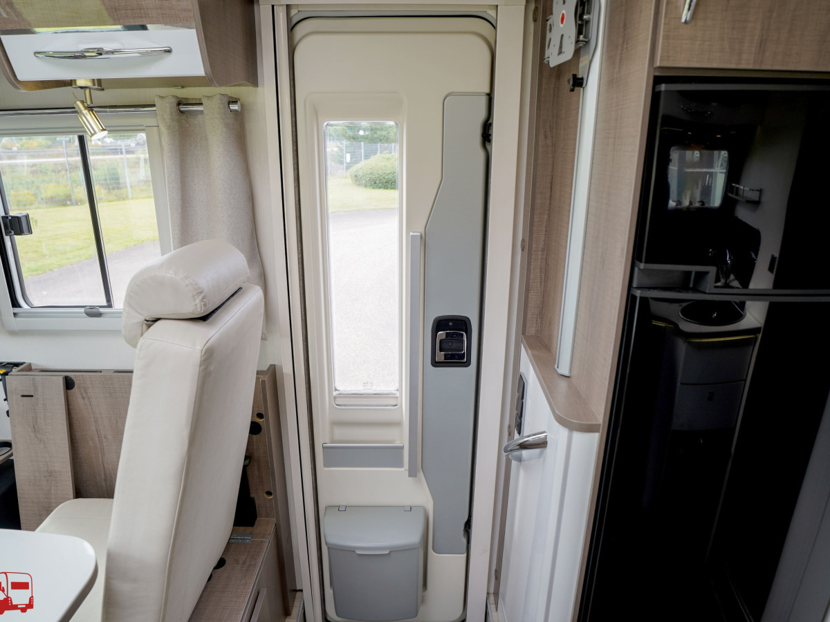 Pilote G 740 GJ Långbäddar Automat AC x2 Dragkrok, bild 19 av 42