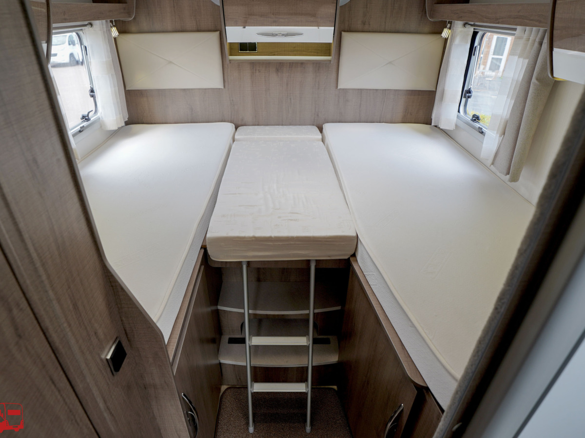 Pilote G 740 GJ Långbäddar Automat AC x2 Dragkrok, bild 10 av 42