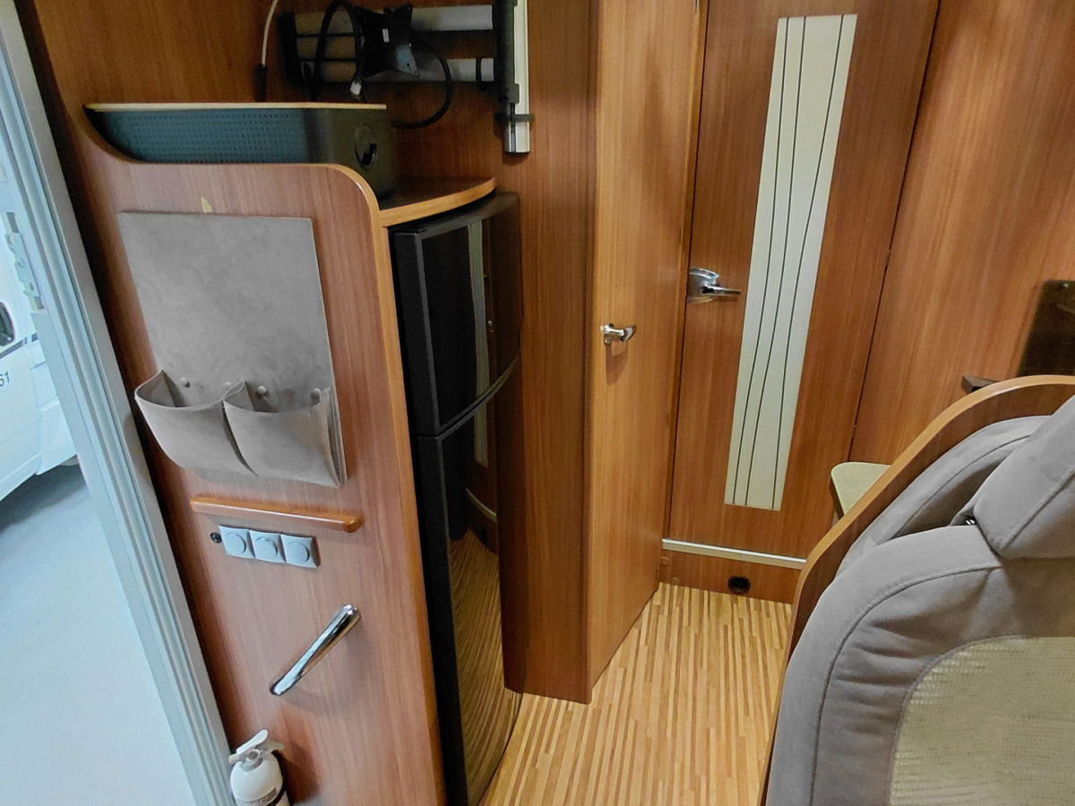 Adria CORAL S 690SC, bild 5 av 12