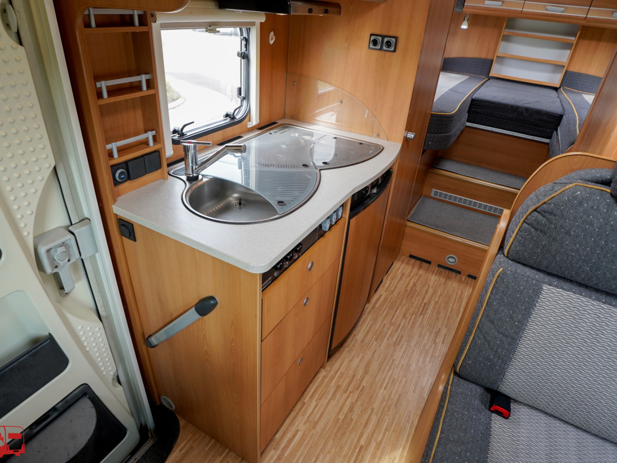 Dethleffs T 6611 Långbäddar, bild 9 av 38