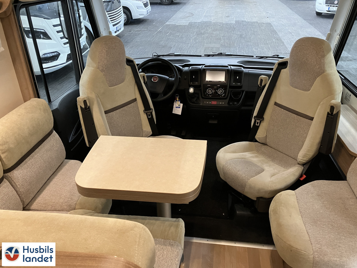 Rapido 880, bild 5 av 16