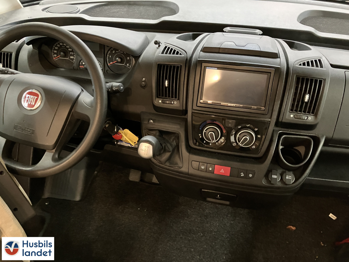 Rapido 880, bild 7 av 16