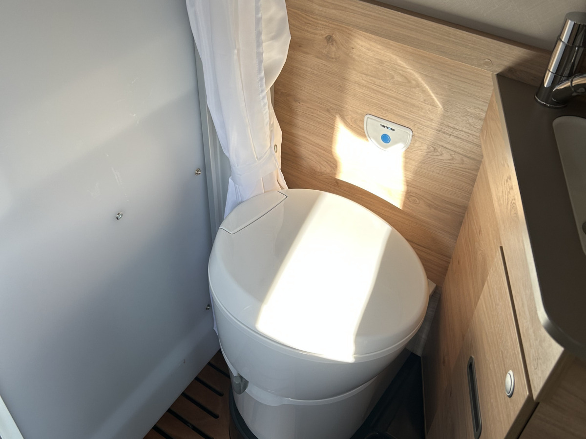 Dethleffs CVD590C Tvärbädd, bild 17 av 18