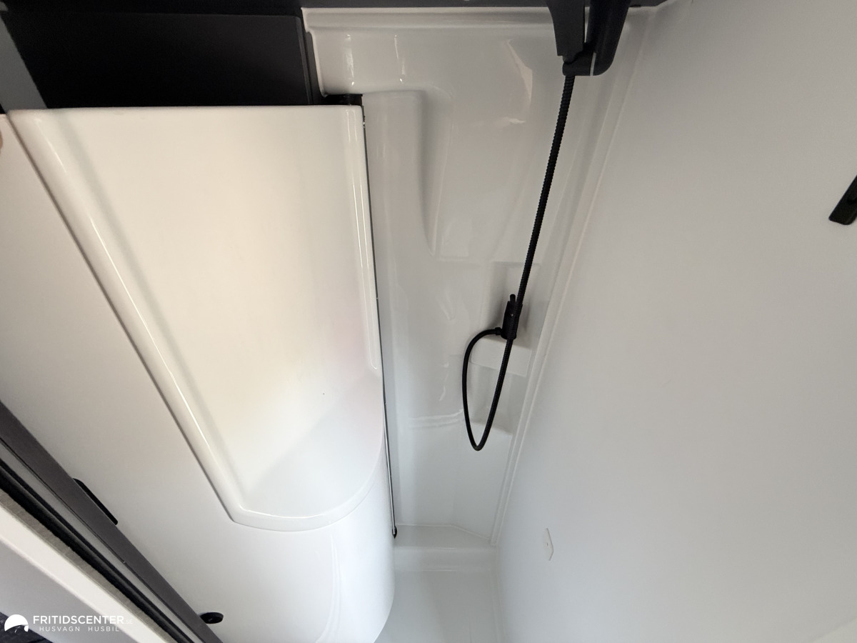 Adria TWIN SUPREME 640 SLB /160 hk Inkommande November, bild 5 av 12
