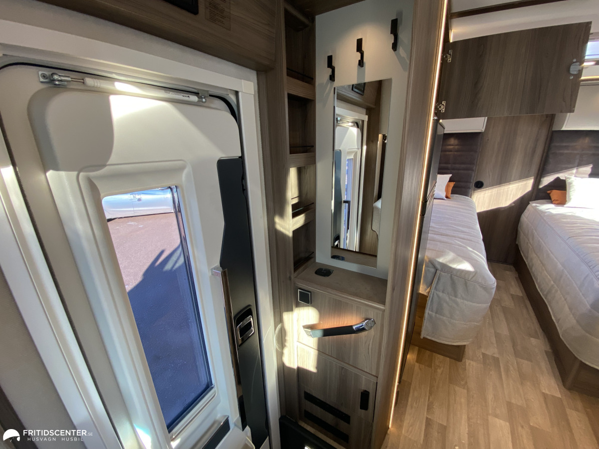 KABE Travel Master Royal X 810 LT *ELMIA KAMPANJ*, bild 8 av 33
