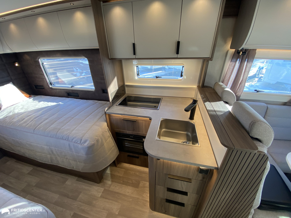 KABE Travel Master Royal X 810 LT *ELMIA KAMPANJ*, bild 10 av 33