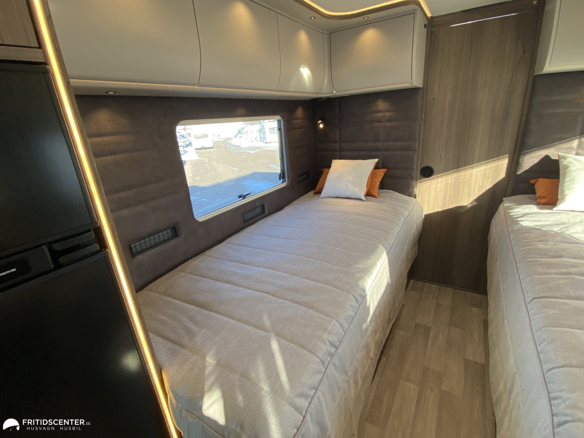 KABE Travel Master Royal X 810 LT *ELMIA KAMPANJ*, bild 18 av 33