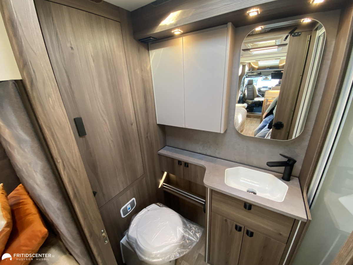 KABE Travel Master Royal X 810 LT *ELMIA KAMPANJ*, bild 22 av 33