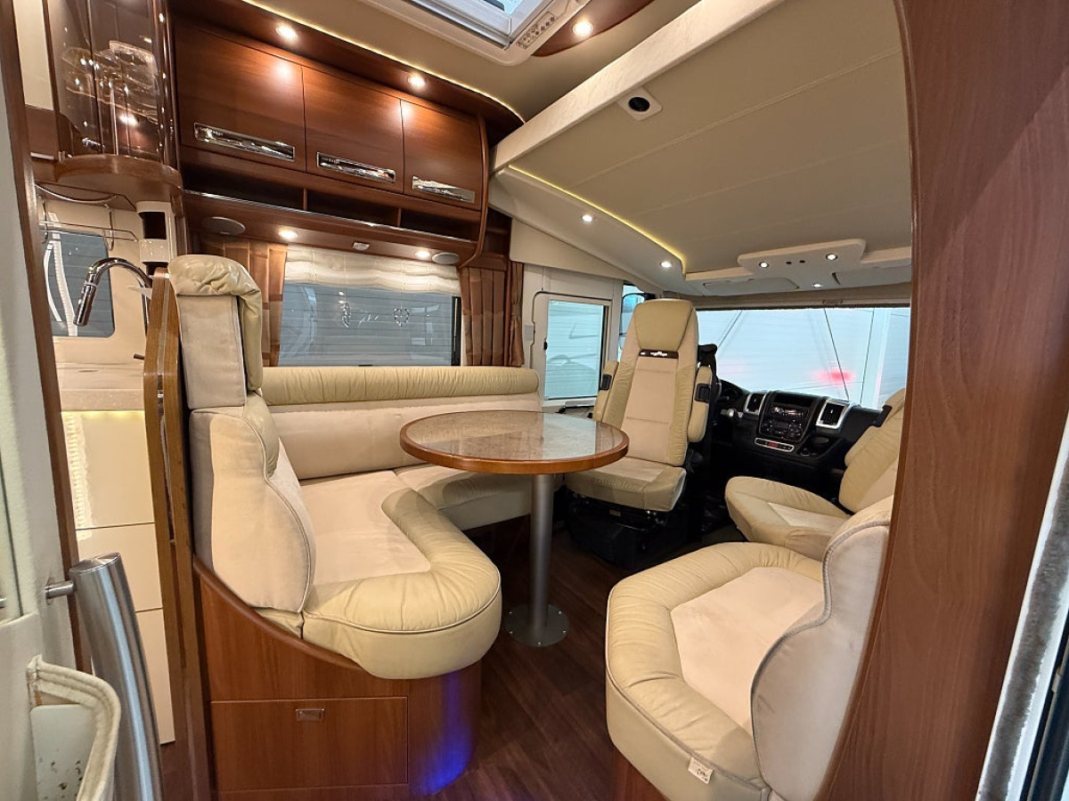 Carthago Chic e-line I 50 LE Yachting *Solcell*Automat*Långbädd*, bild 6 av 23