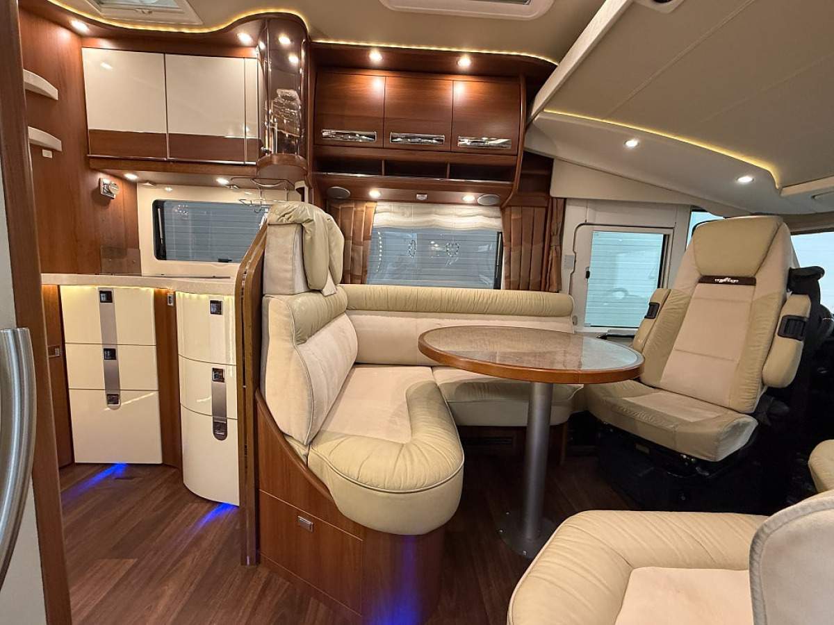 Carthago Chic e-line I 50 LE Yachting *Solcell*Automat*Långbädd*, bild 7 av 23