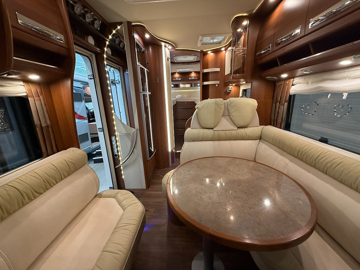 Carthago Chic e-line I 50 LE Yachting *Solcell*Automat*Långbädd*, bild 8 av 23