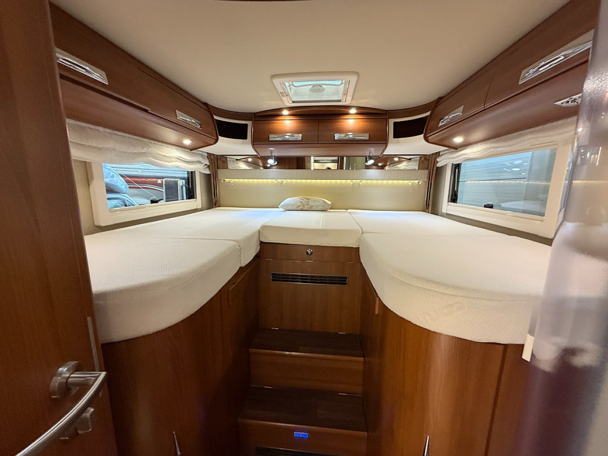 Carthago Chic e-line I 50 LE Yachting *Solcell*Automat*Långbädd*, bild 11 av 23