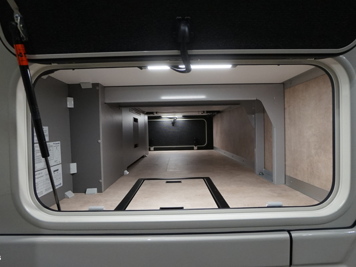 Concorde Liner 990 GI - Bilgarage - Maxutrustad, bild 5 av 43
