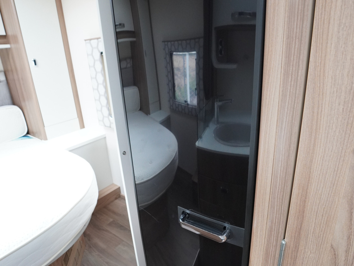 Swift Toscane 694, bild 10 av 22