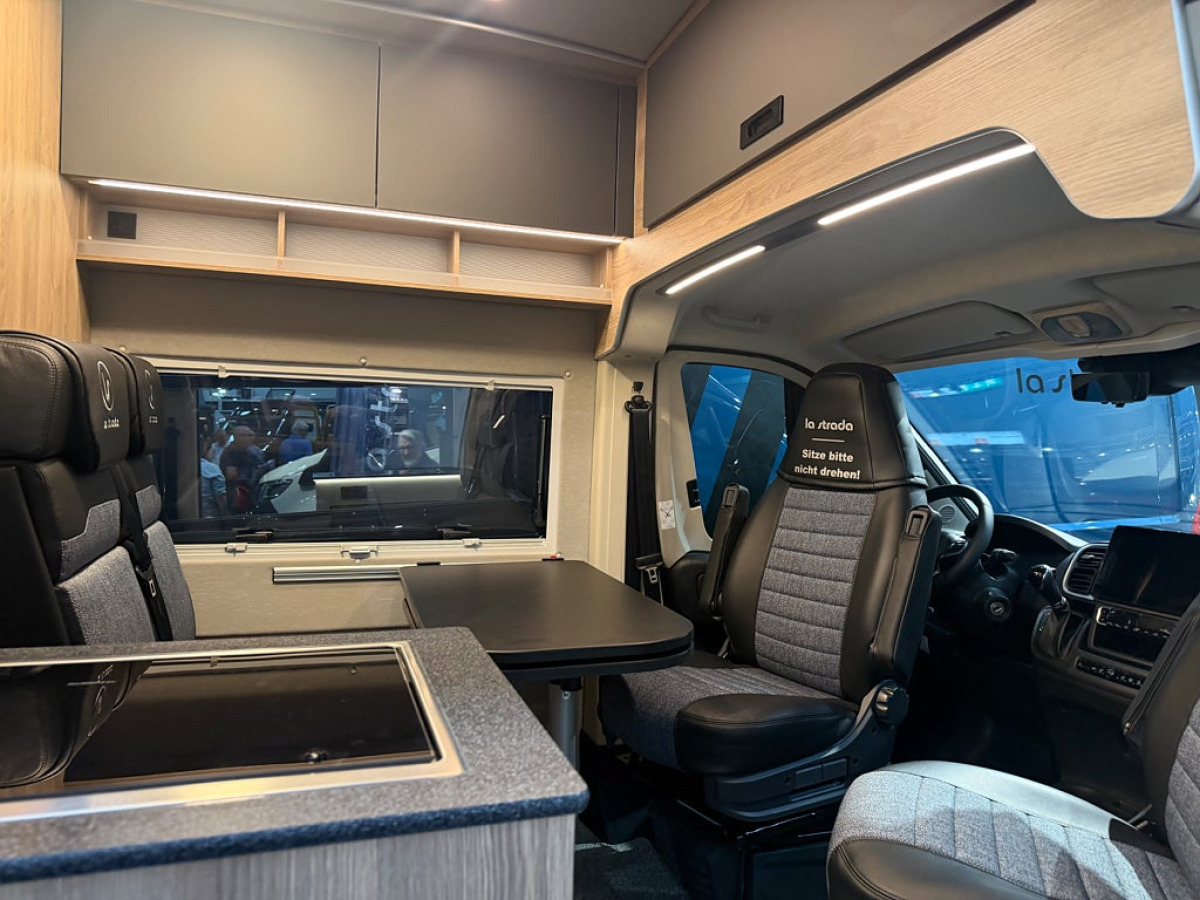 La Strada Avanti EB 2027, bild 12 av 17