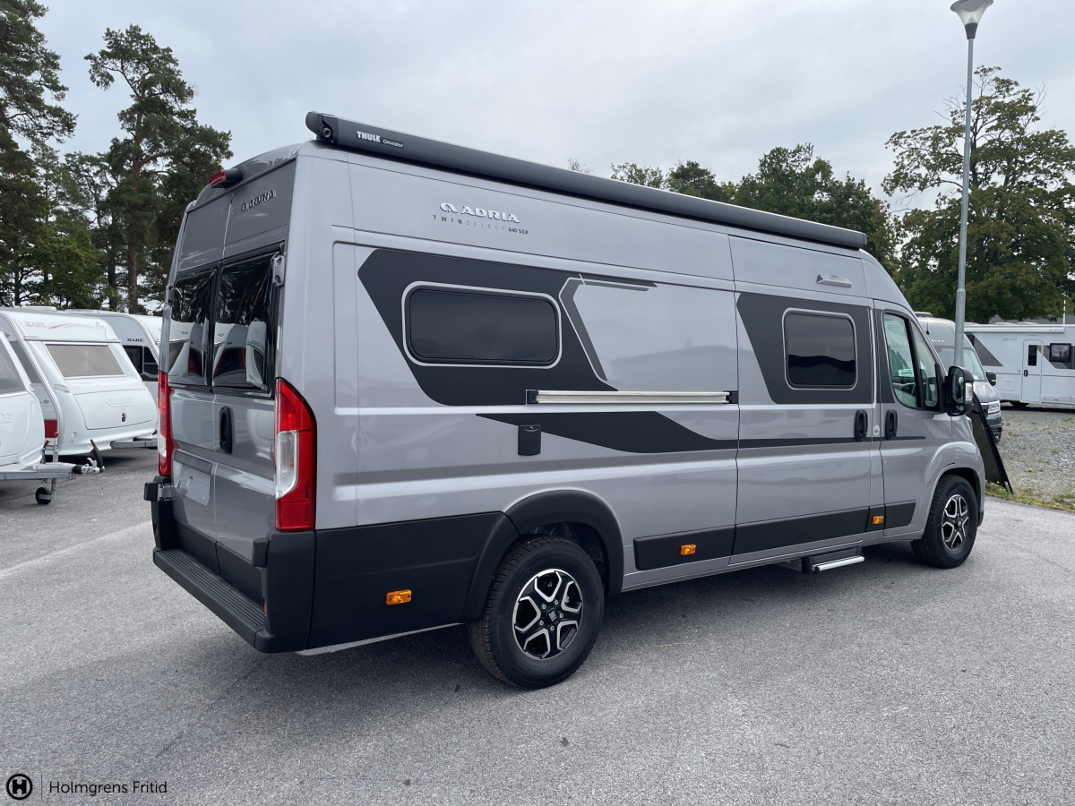 Adria TWIN SELECT 640 SGX, bild 3 av 26