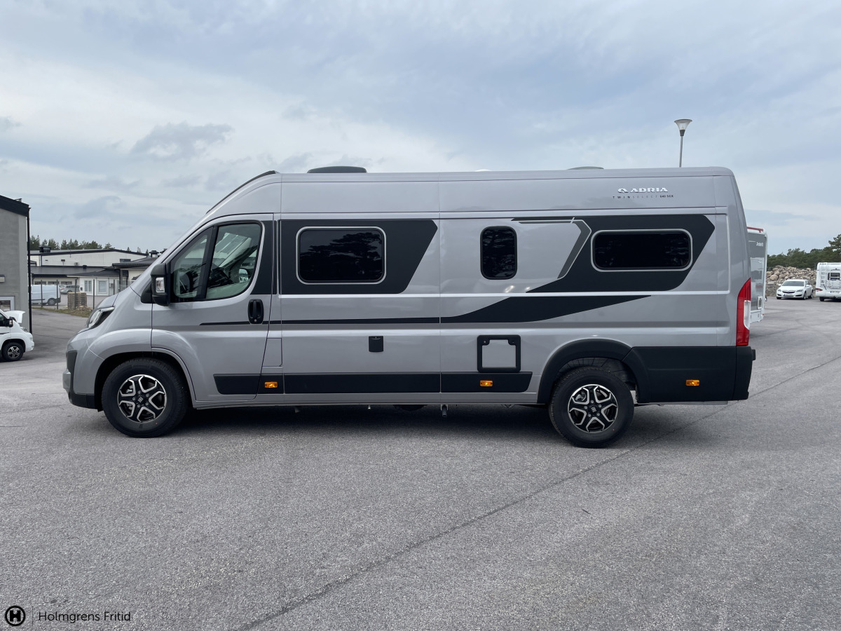 Adria TWIN SELECT 640 SGX, bild 5 av 26