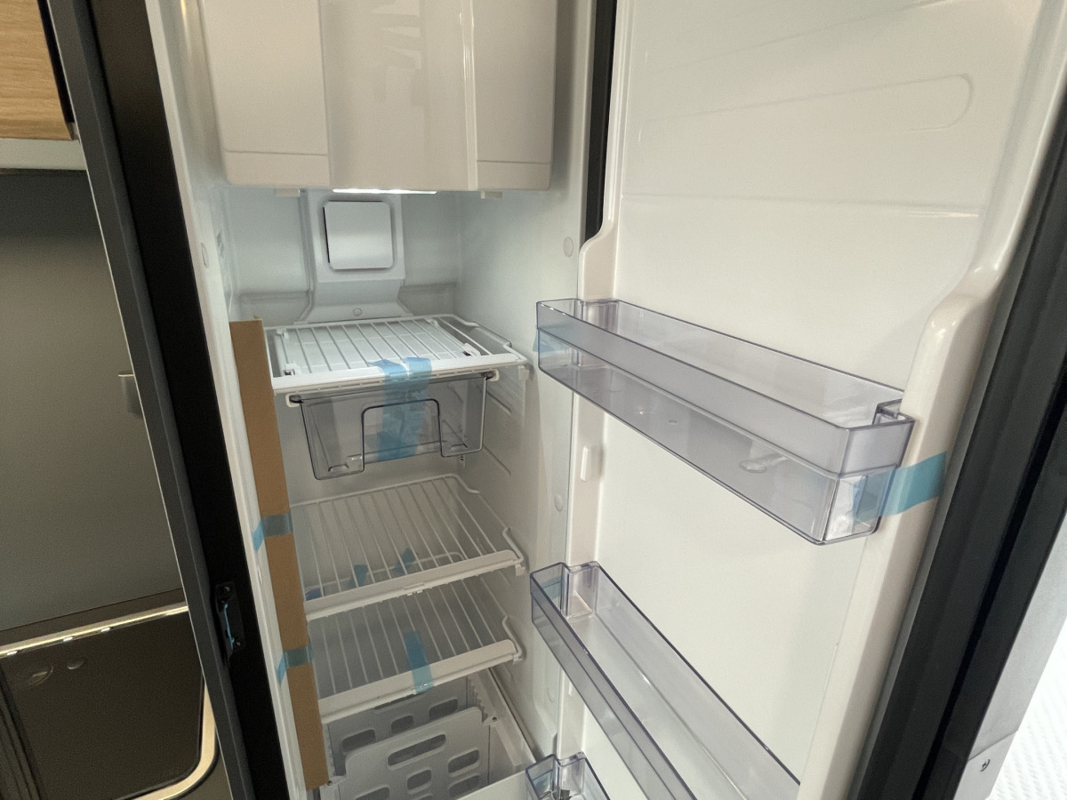 Adria TWIN SELECT 640 SGX, bild 12 av 26