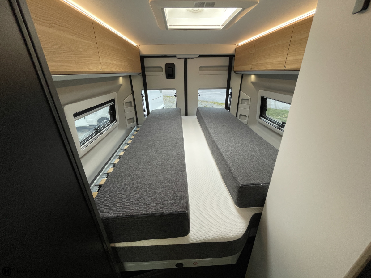 Adria TWIN SELECT 640 SGX, bild 14 av 26