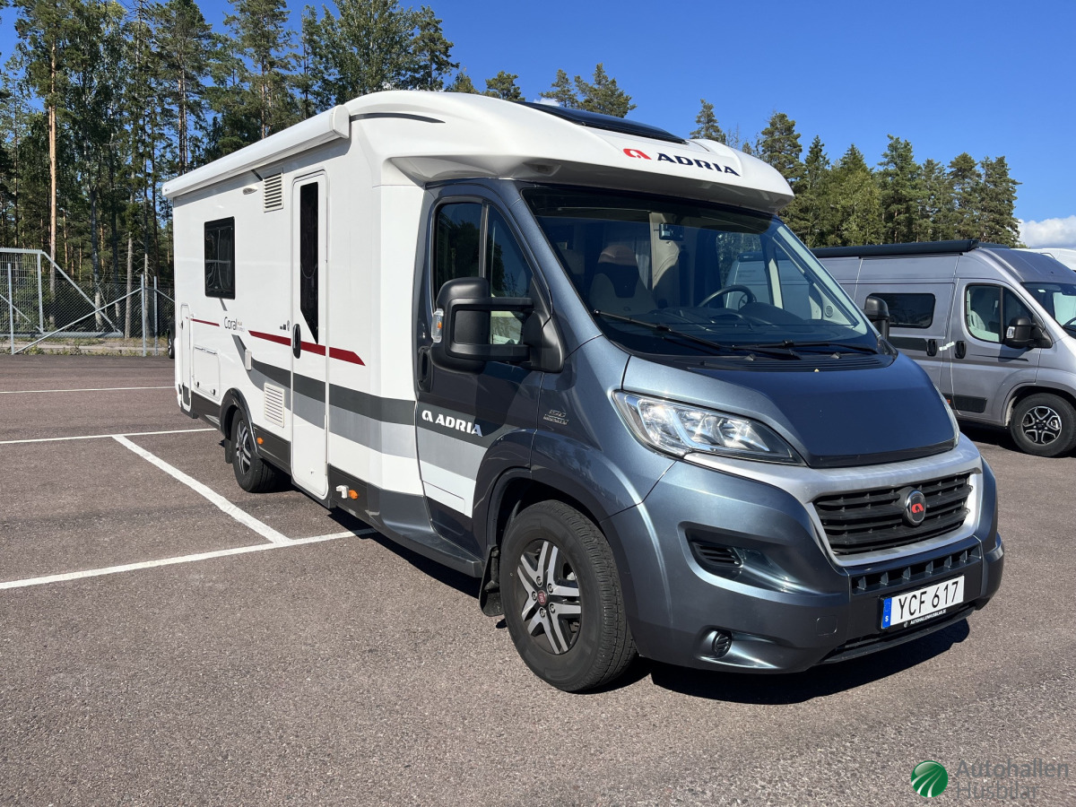 Adria Coral S 670SLT, bild 1 av 11