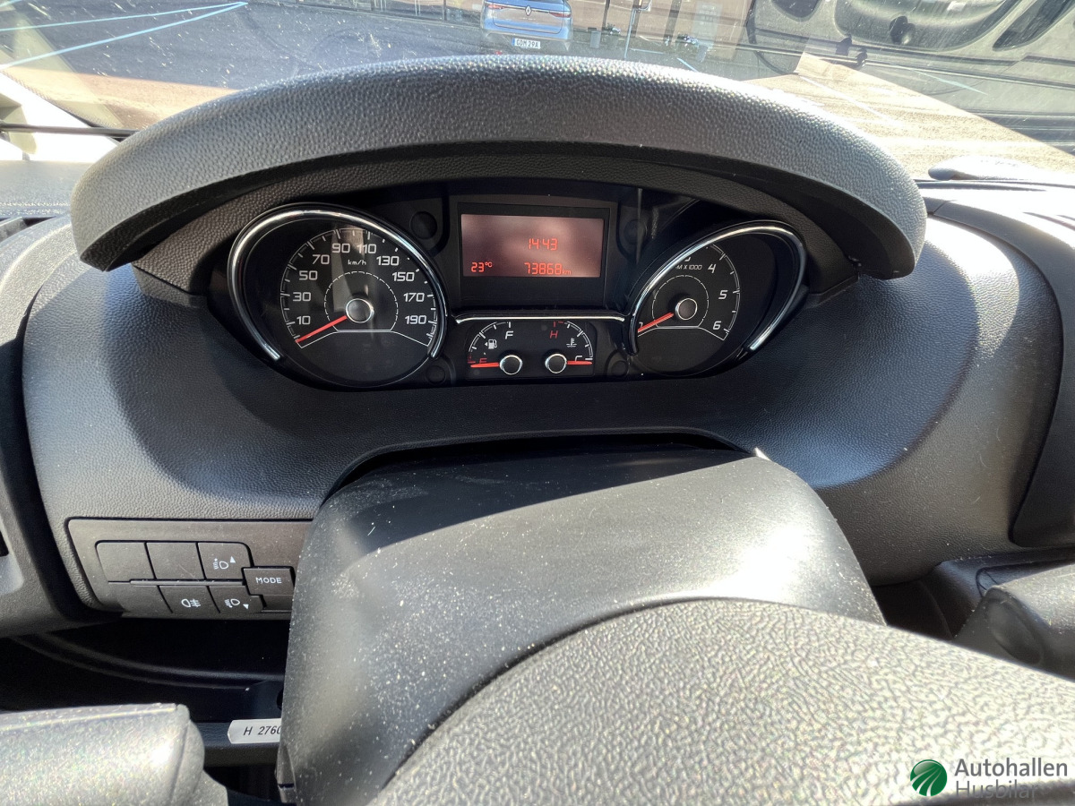Adria Coral S 670SLT, bild 4 av 11