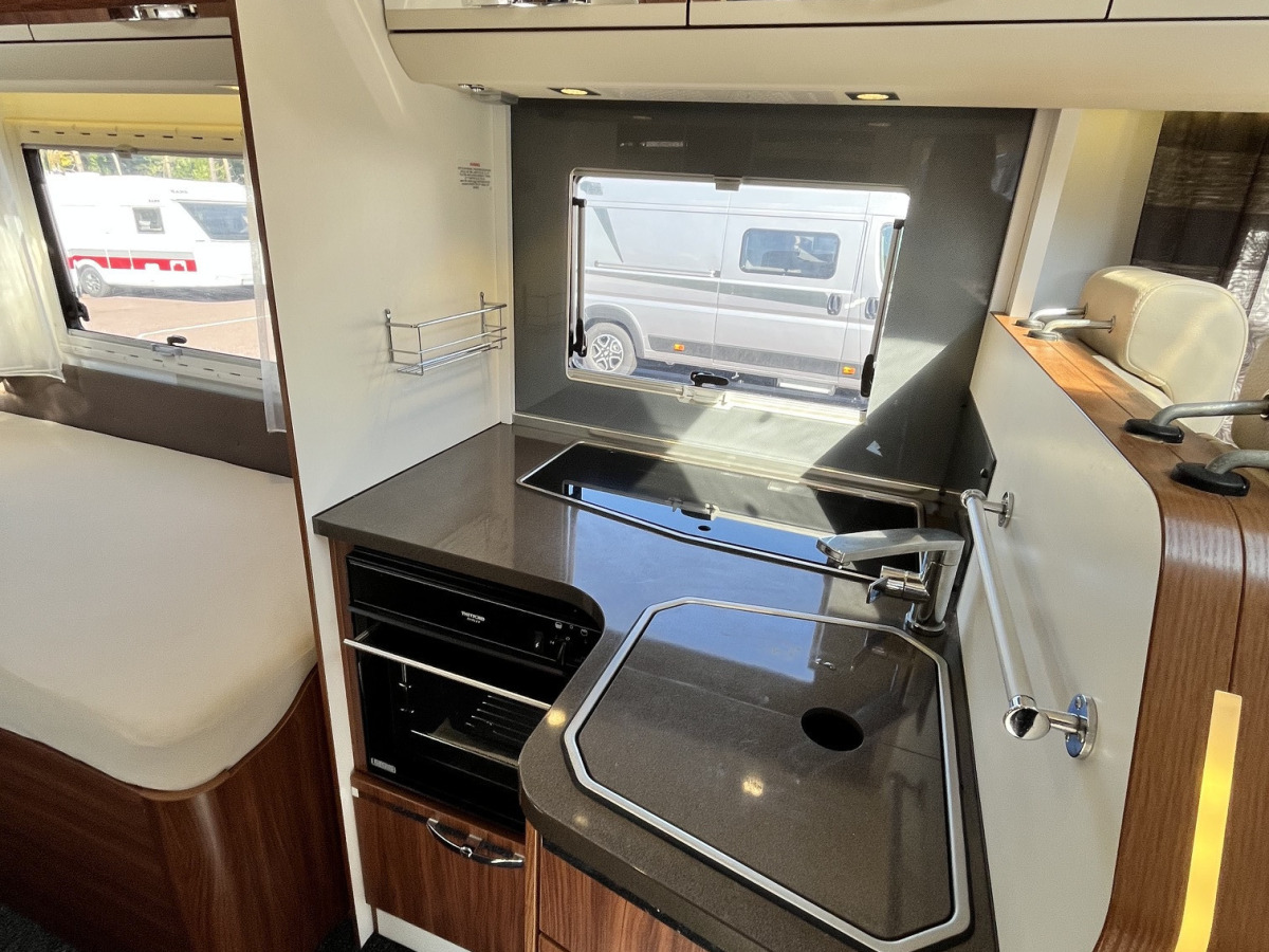 Adria Coral S 670SLT, bild 7 av 11