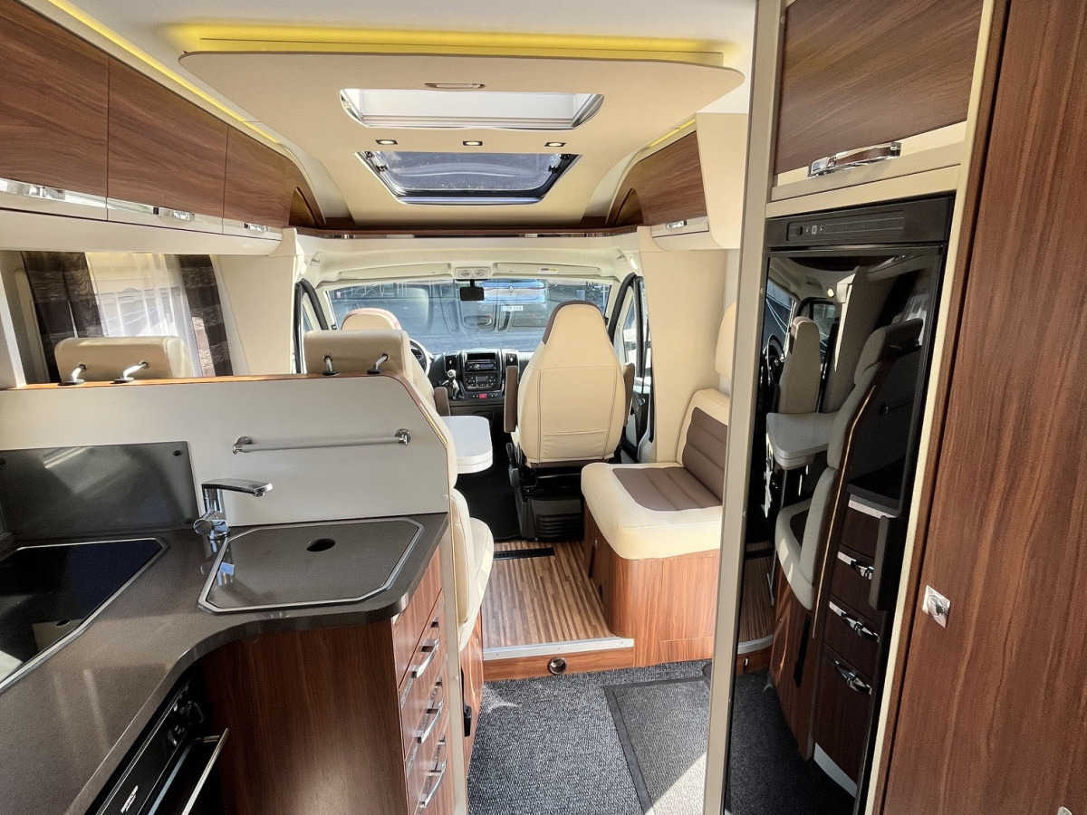 Adria Coral S 670SLT, bild 11 av 11