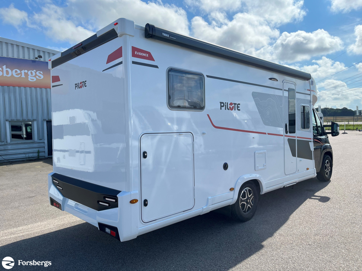 Pilote P740 FGJ EVIDENC, bild 2 av 16