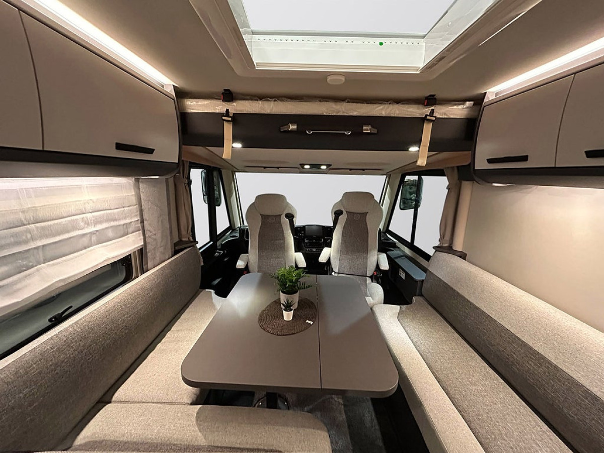 Knaus LVE I 900 LEG 180hk AUTOMAT LÅNGBÄDDAR ALDE AL-KO AMC CHASSI, bild 4 av 38