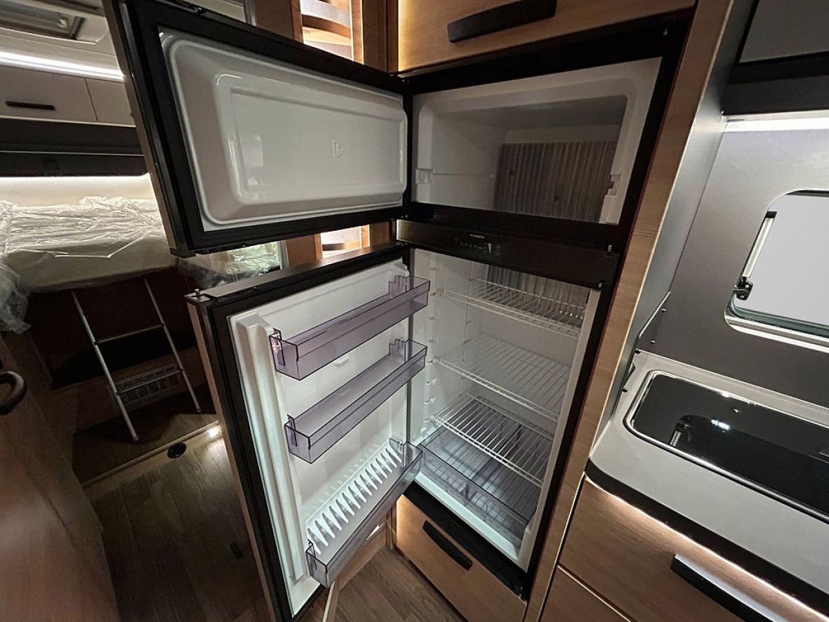 Knaus LVE I 900 LEG 180hk AUTOMAT LÅNGBÄDDAR ALDE AL-KO AMC CHASSI, bild 17 av 38