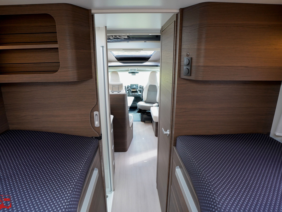 Adria MATRIX SUPREME 670 SL - Fiat MultiJet3 140HP (103kW) HD 43H, bild 15 av 46