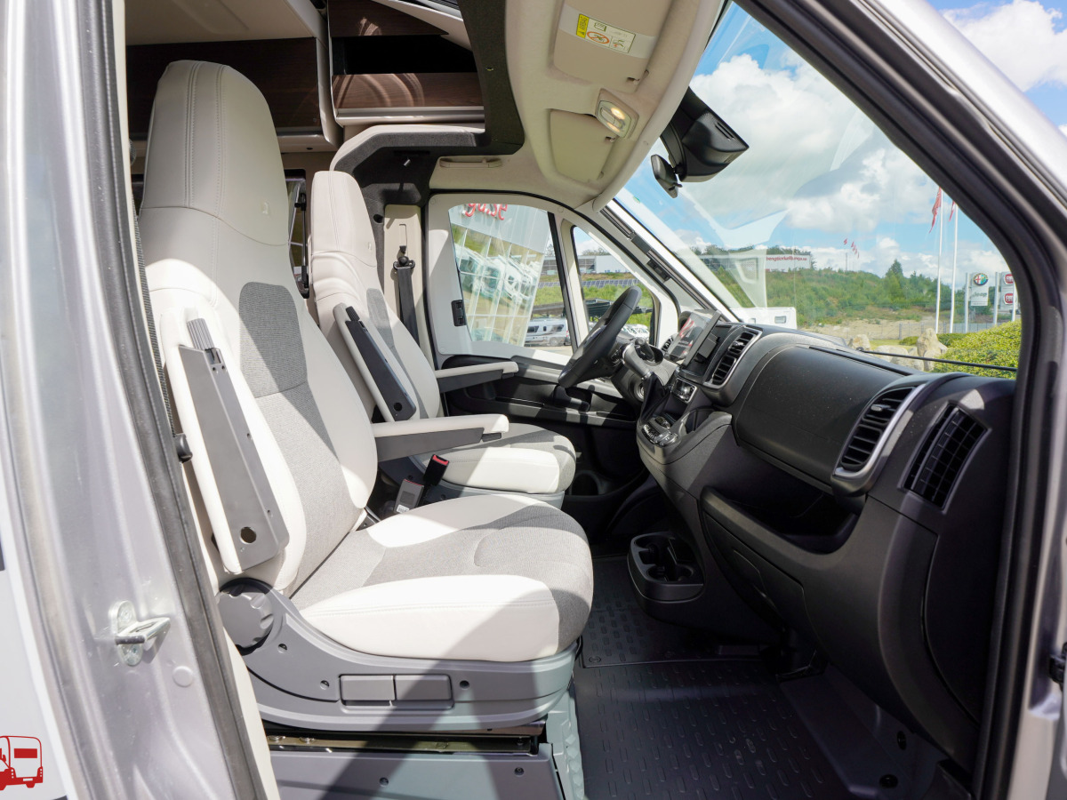 Adria MATRIX SUPREME 670 SL - Fiat MultiJet3 140HP (103kW) HD 43H, bild 44 av 46