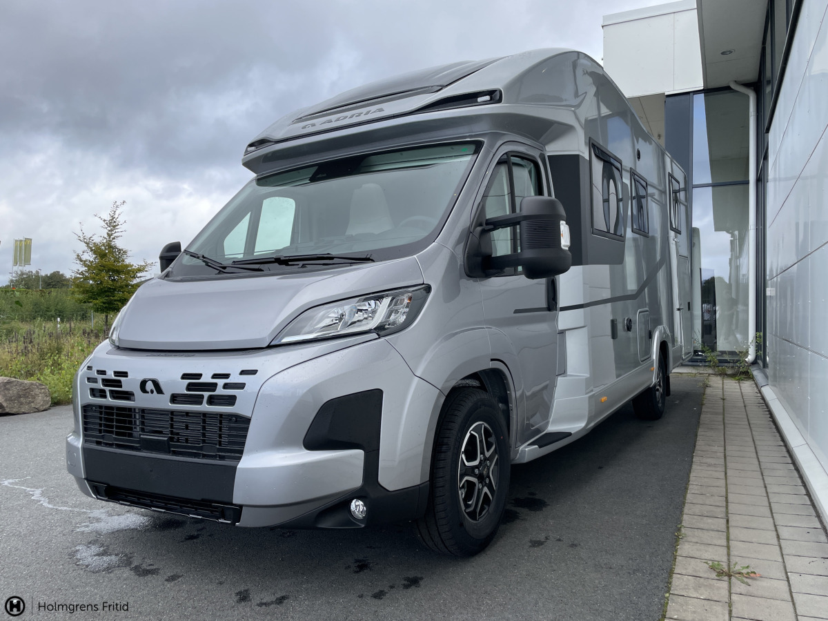 Adria MATRIX SUPREME 670 SL, bild 3 av 14