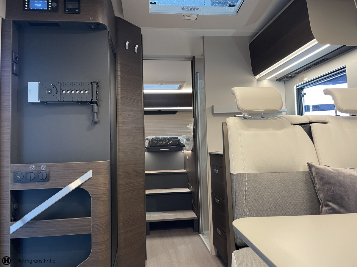 Adria MATRIX SUPREME 670 SL, bild 7 av 14