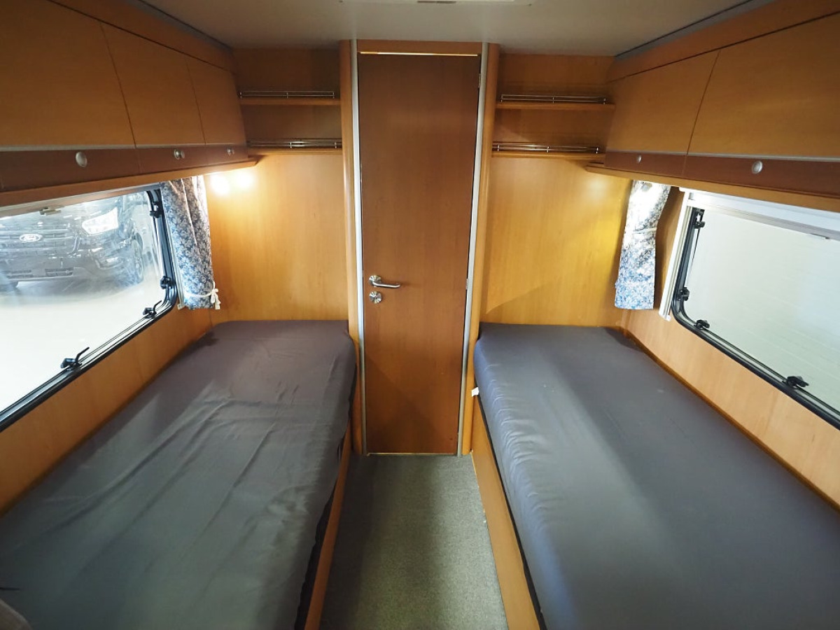 Dethleffs Globetrotter Esprit RT Alde Markis Cykelställ Låga långbäddar 3500kg, bild 19 av 28