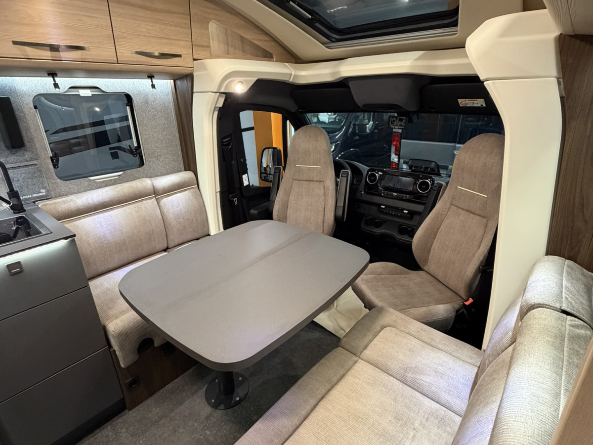 Eura Mobil Profila T 726 EF MB, bild 8 av 17