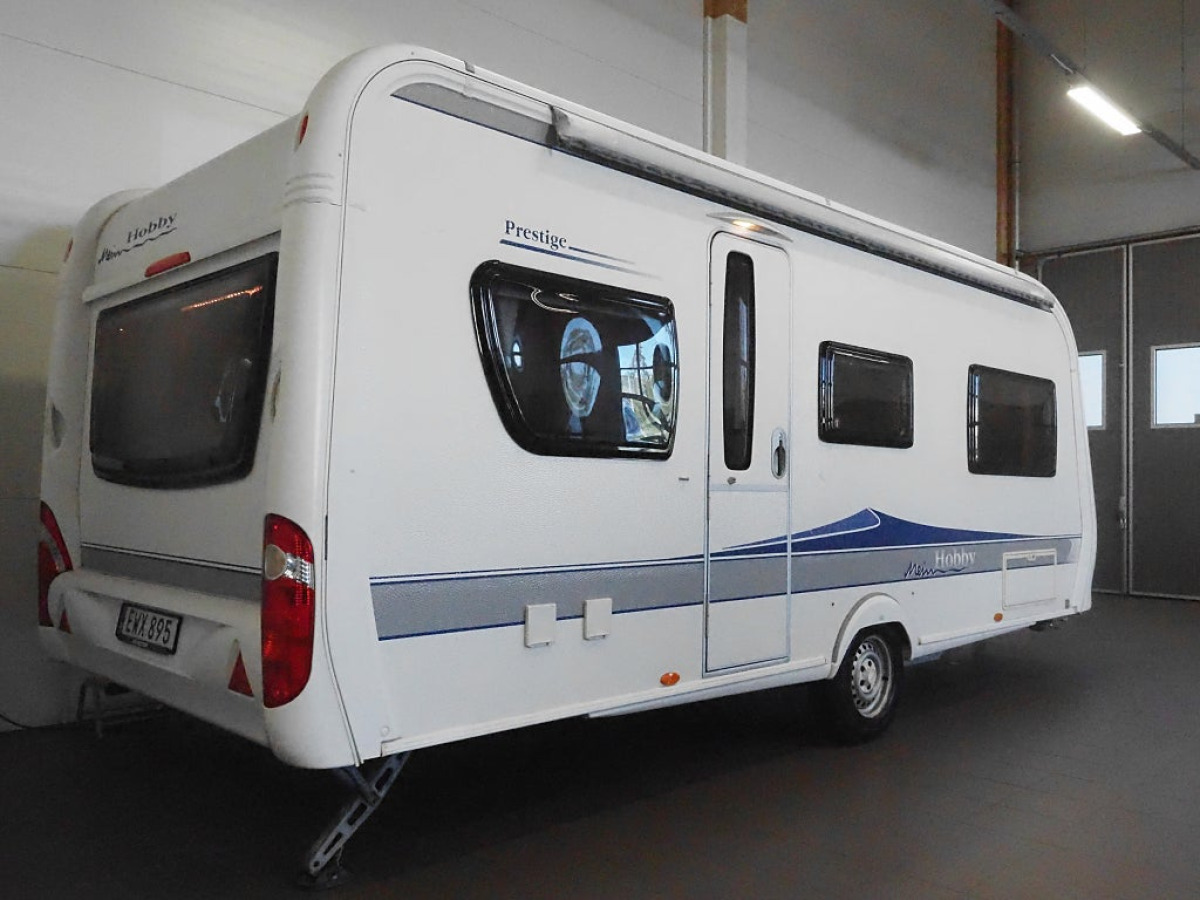 Hobby Prestige 540 UFE Markis Franskbädd Cykelställ, bild 3 av 15