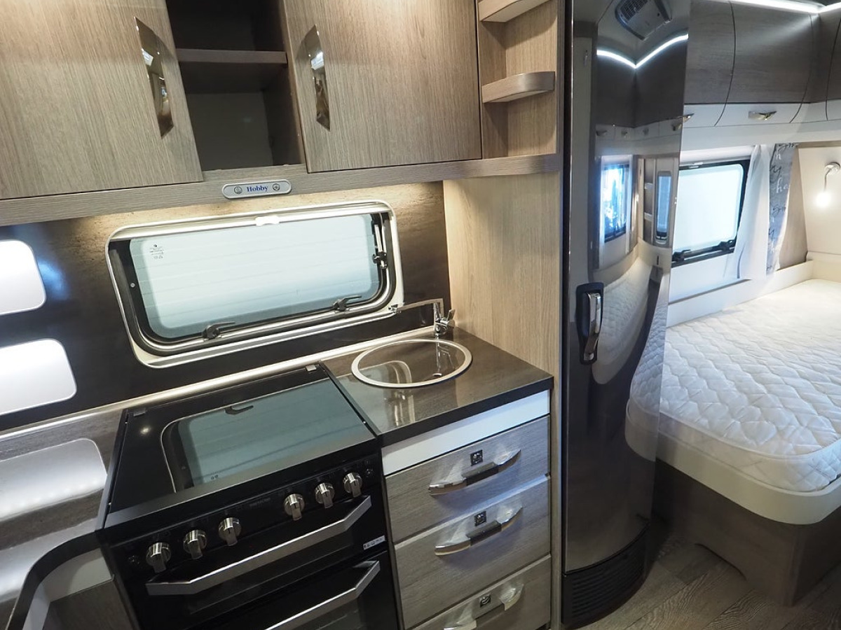 Hobby Prestige 620 CL ALDE I Golvvärme I Markis, bild 6 av 16