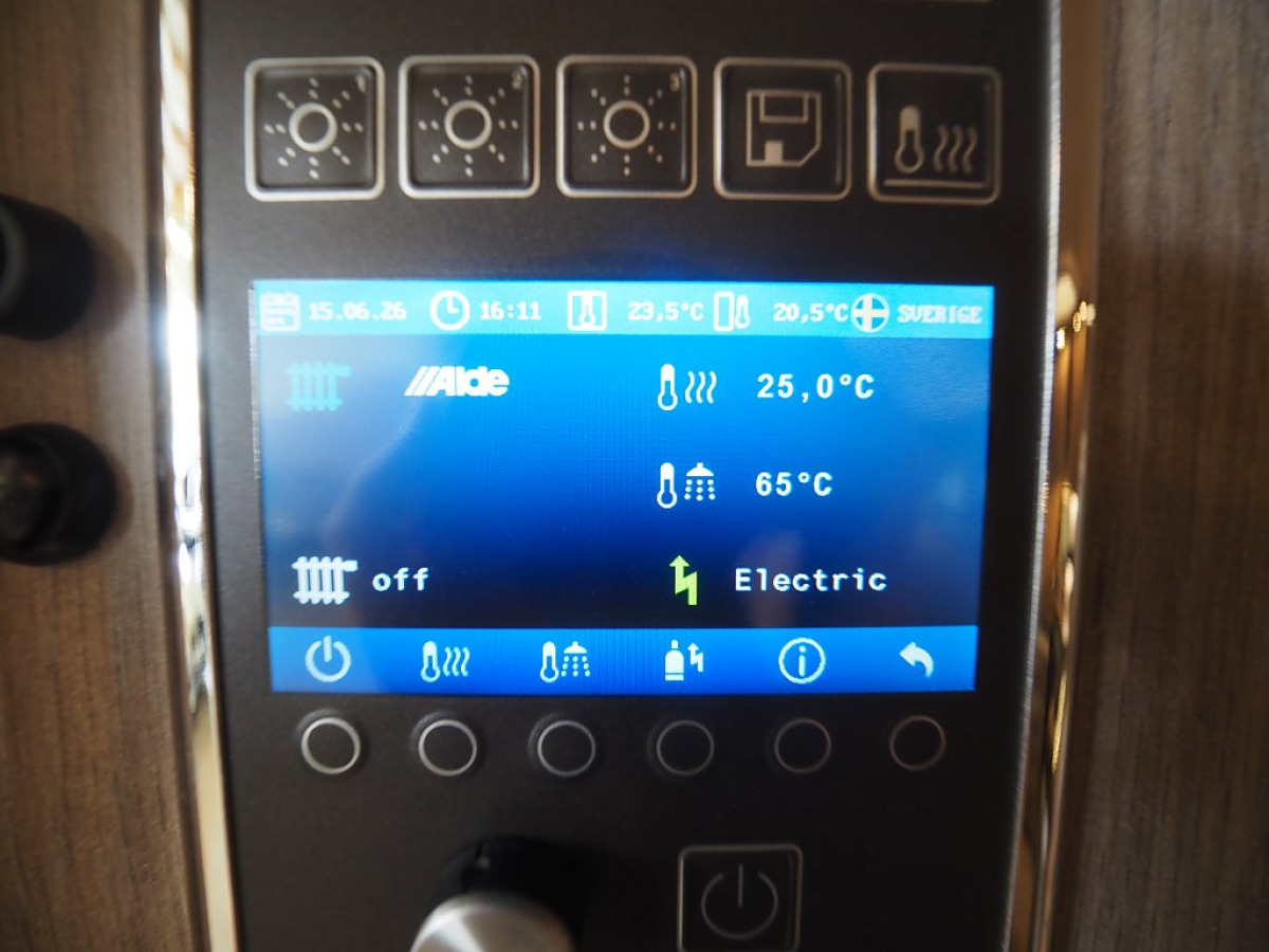 Hobby Prestige 620 CL ALDE I Golvvärme I Markis, bild 13 av 16