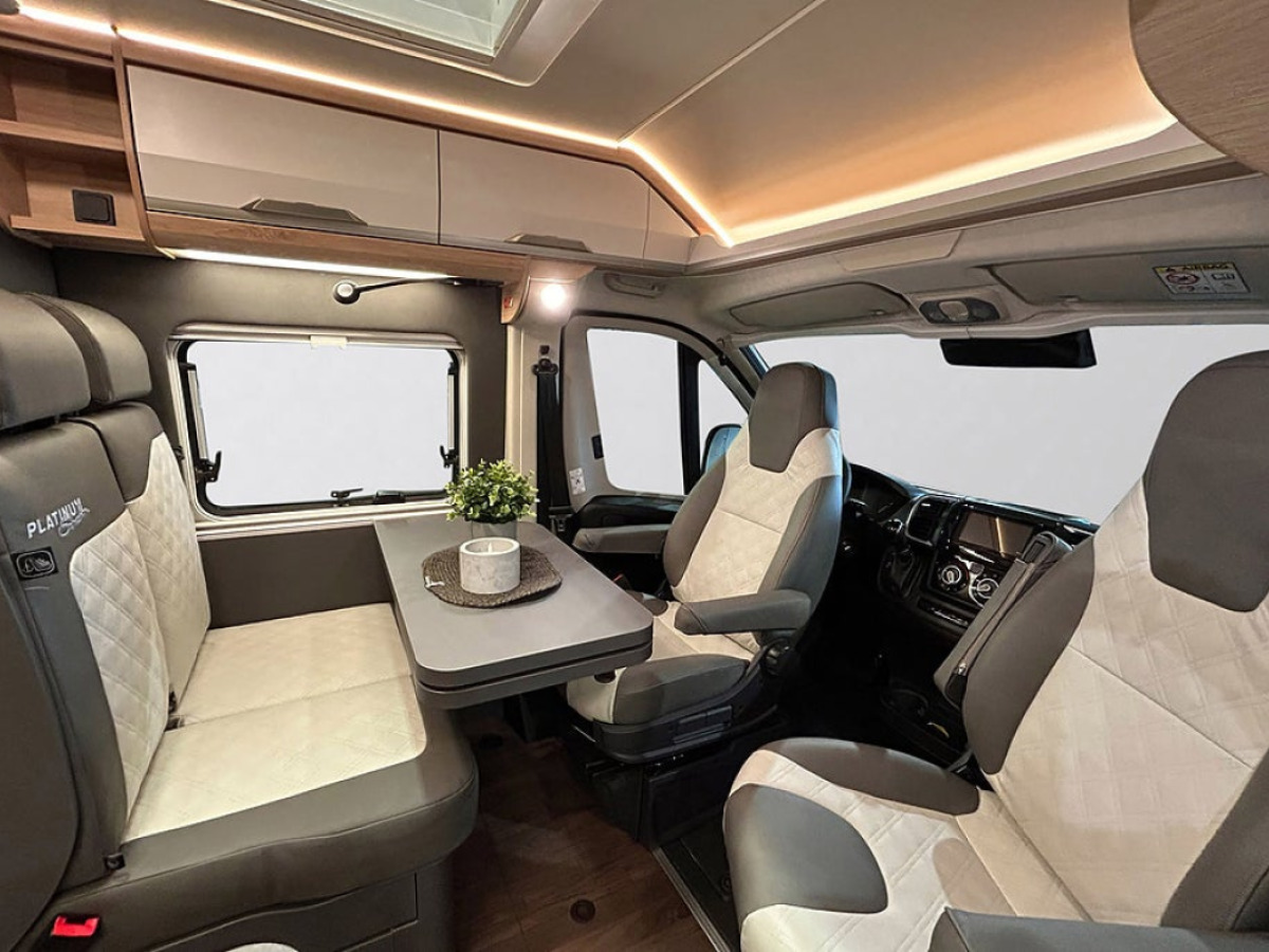 Knaus BOXLIFE 600 ME AUTOMAT ADAPTIV FARTHÅLLARE LÅNGBÄDDAR, bild 11 av 43