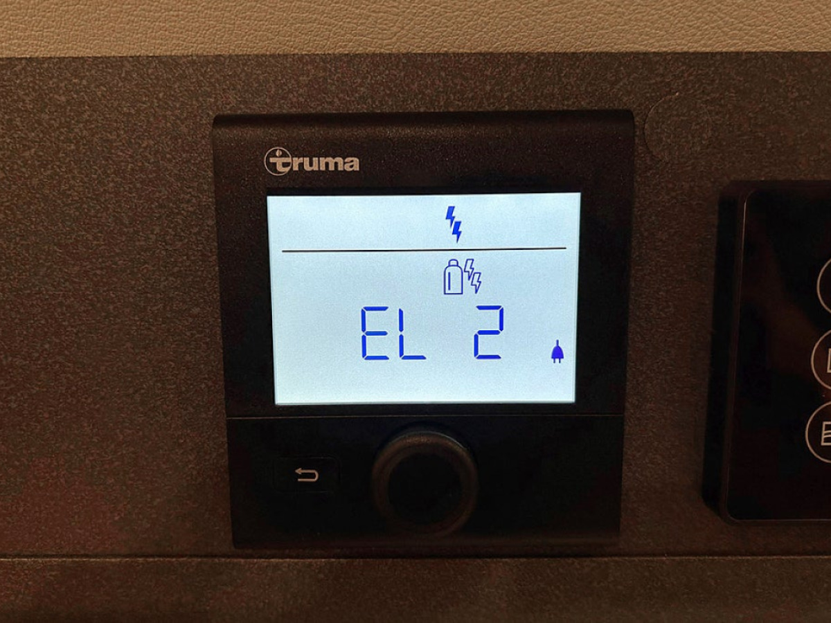 Knaus BOXLIFE 600 ME AUTOMAT ADAPTIV FARTHÅLLARE LÅNGBÄDDAR, bild 34 av 43