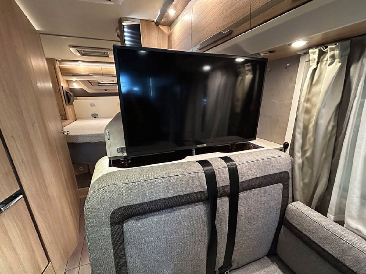 Knaus Sky I 700 LX AUTOMAT QUEENBED, bild 9 av 37