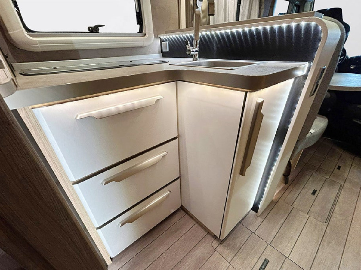 Knaus Sky I 700 LX AUTOMAT QUEENBED, bild 13 av 37