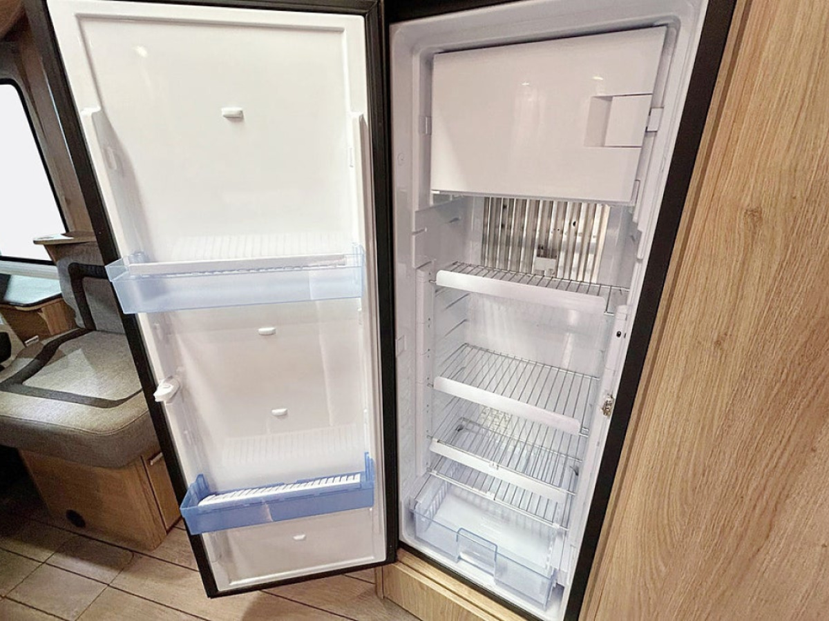 Knaus Sky I 700 LX AUTOMAT QUEENBED, bild 17 av 37